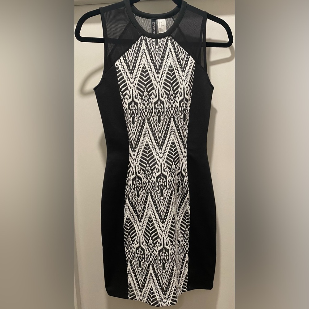 NWOT H&M Divided Black & White Geometric Colorblock Sleeveless Bodycon Dress - 4